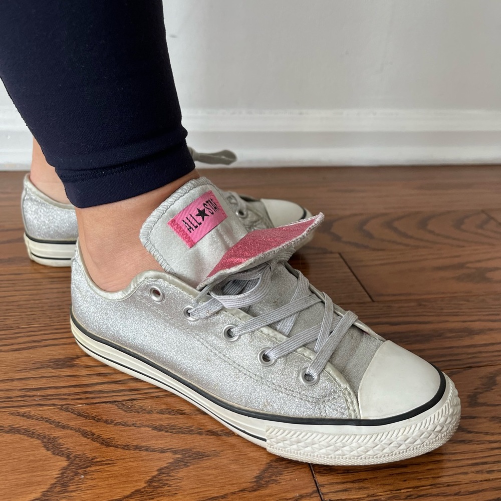 Converse Chuck Taylors - Silver